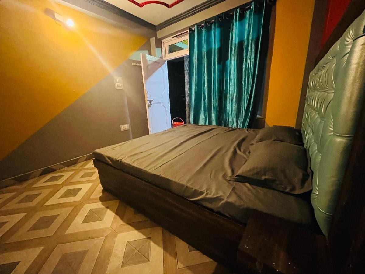 Shanti Cafe & Hostels Kasol Bagian luar foto