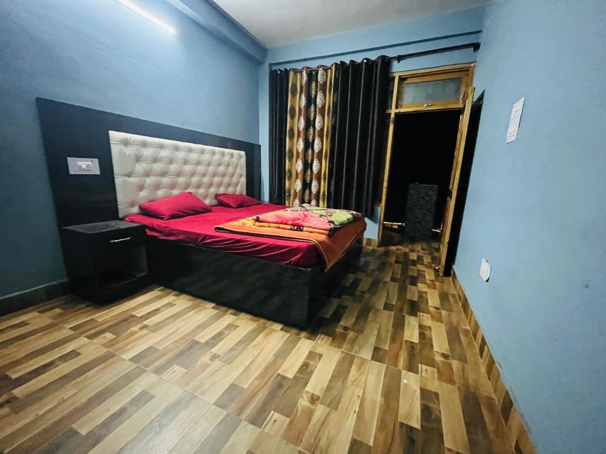Shanti Cafe & Hostels Kasol Bagian luar foto