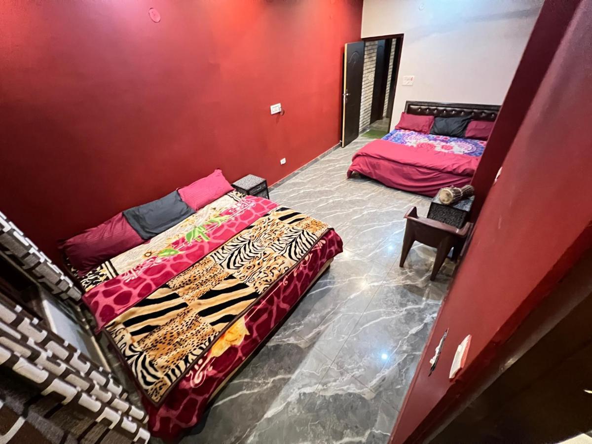 Shanti Cafe & Hostels Kasol Bagian luar foto