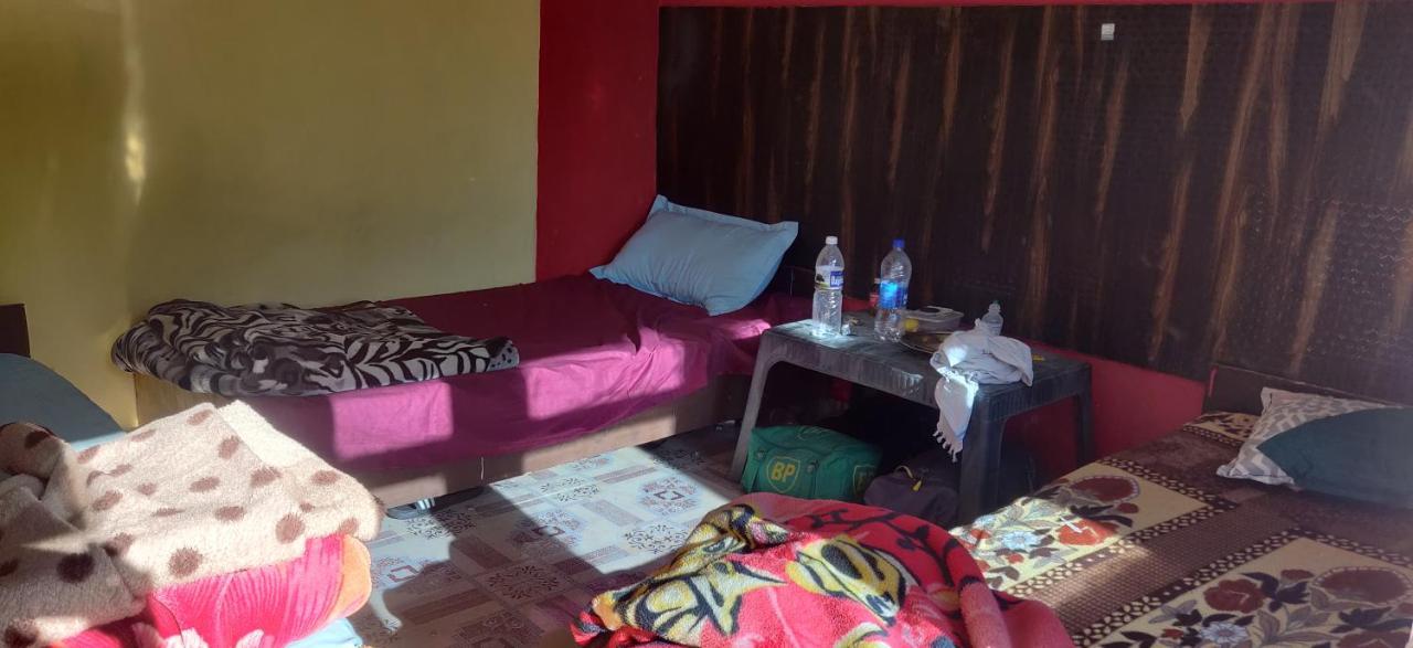 Shanti Cafe & Hostels Kasol Bagian luar foto