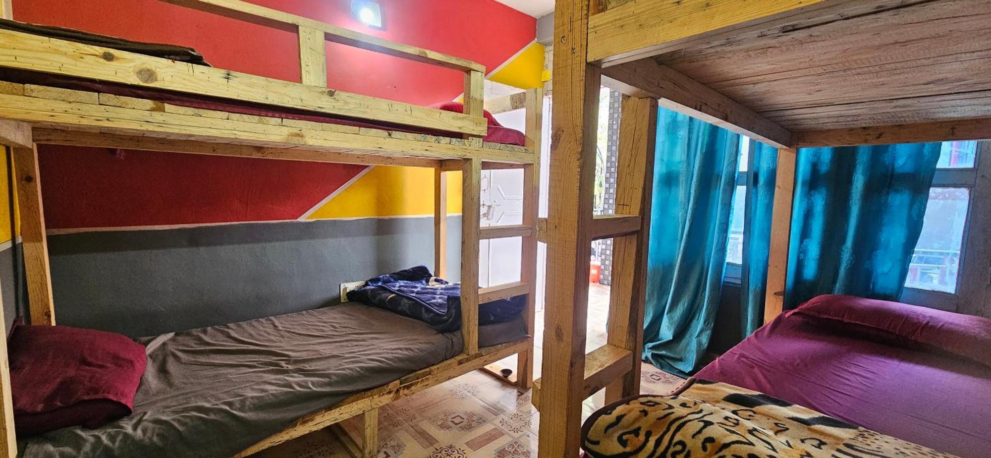 Shanti Cafe & Hostels Kasol Bagian luar foto